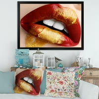 DesignArt 'Trupt Woman Lips со злато и црвено' модерен врамен уметнички принт